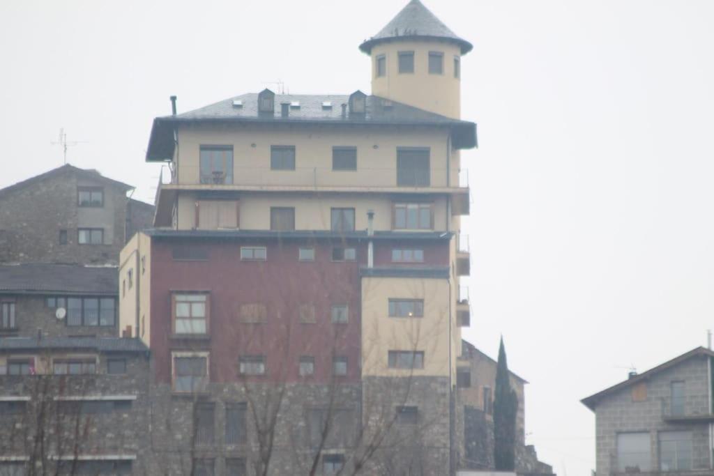 Apartament Gran Pirineu Монферрер Экстерьер фото