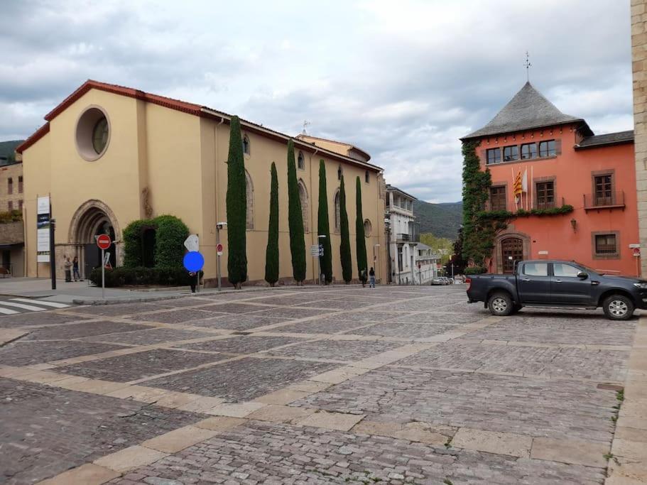 Apartament Gran Pirineu Монферрер Экстерьер фото