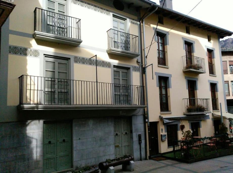Apartament Gran Pirineu Монферрер Экстерьер фото