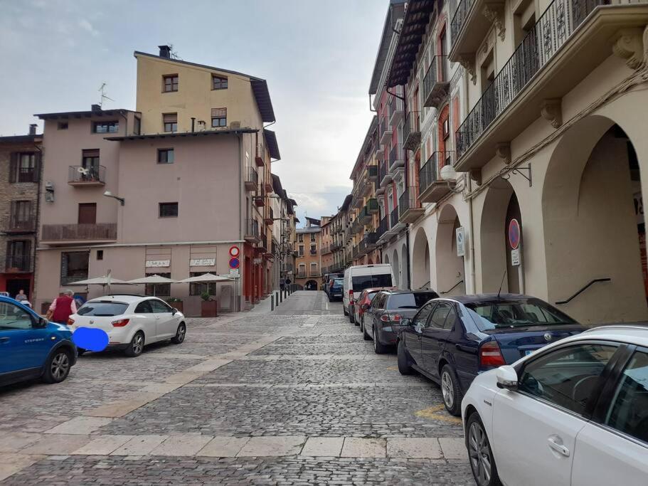 Apartament Gran Pirineu Монферрер Экстерьер фото